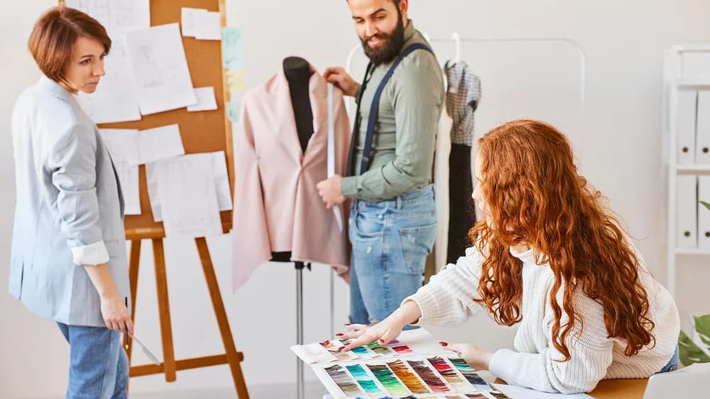 BA (Hons) Fashion Media and Marketing with Foundation Year